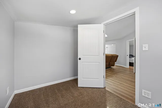 a view of utility room