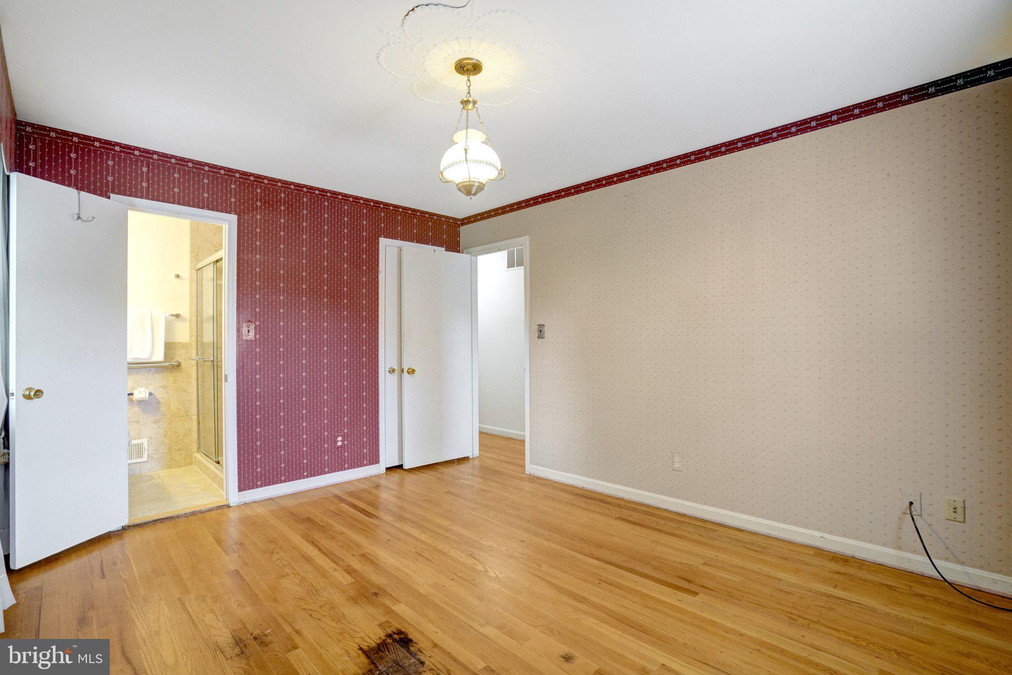 4902 Ravensworth Road Annandale, VA 22003 - Photo 31 of 63 Primary Bedroom w/attached full Bathroom