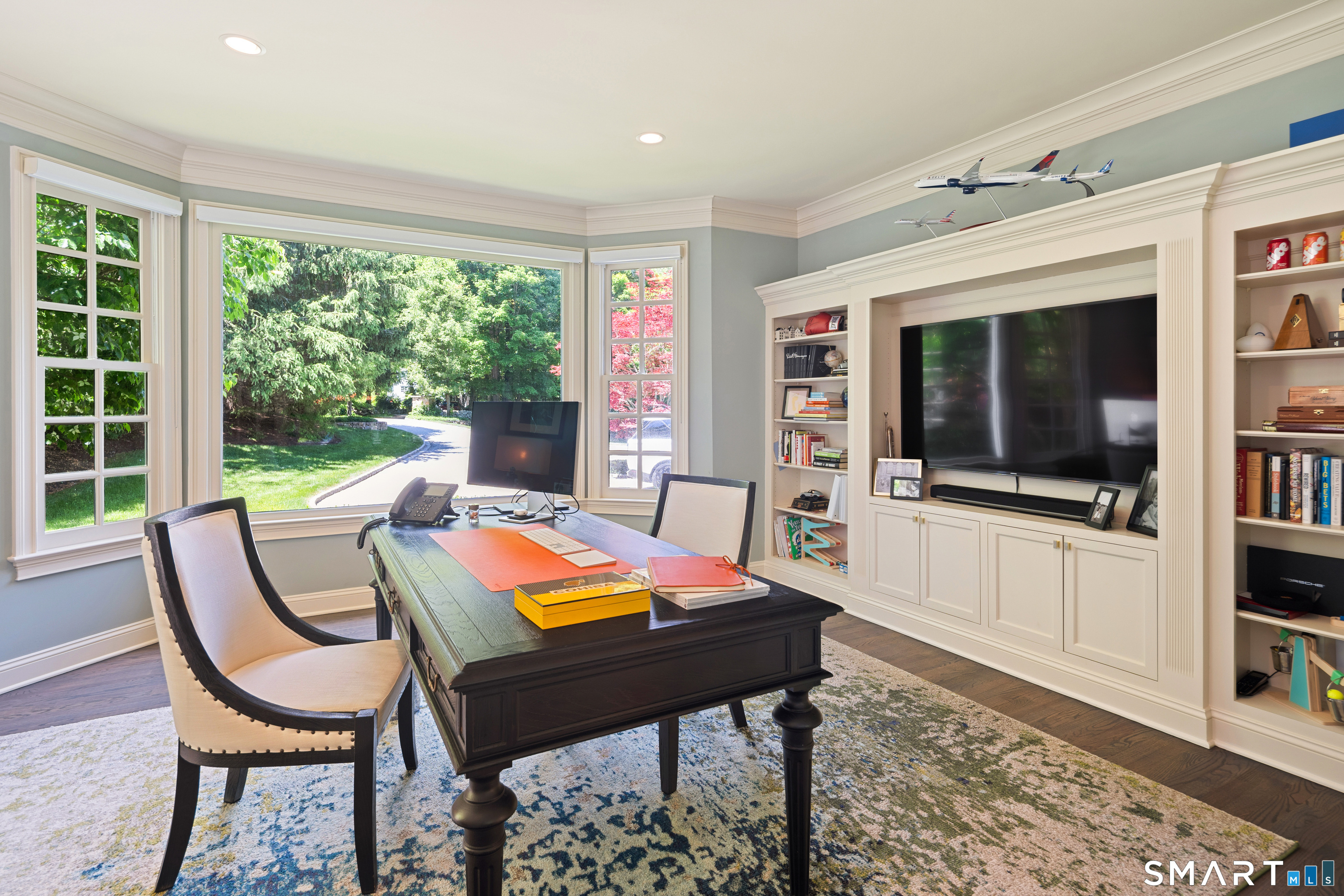 81 Lukes Wood Road New Canaan, CT 06840 - Photo 11 of 40