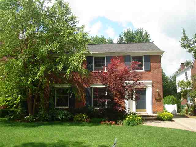 1257 Whittier Road Grosse Pointe, MI 48230 - Photo 14 of 17 31000288-14.JPG