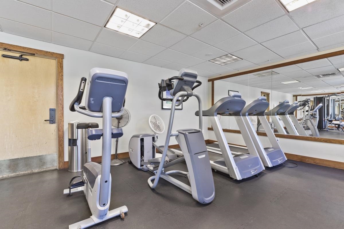 4000 Meridian Boulevard, Unit 436 Mammoth Lakes, CA 93546 - Photo 25 of 46 a view of a room with gym equipment