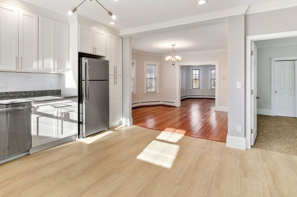 283 Sutton Street, Unit 1 North Andover, MA 01845 - Photo 3 of 11