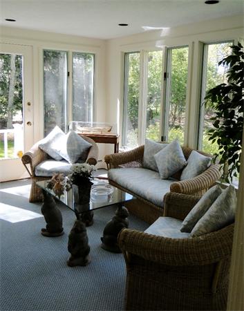 76 Hampshire Road Wellesley, MA 02481 - Photo 4 of 15 Gallery Image 4