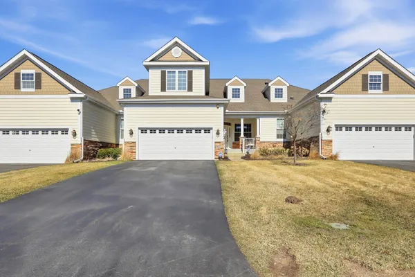 $700,000 | 1455 Steeplechase Lane, Unit 54, Eagan, MN 55122