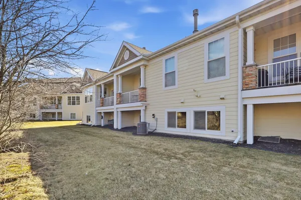 $700,000 | 1455 Steeplechase Lane, Unit 54, Eagan, MN 55122