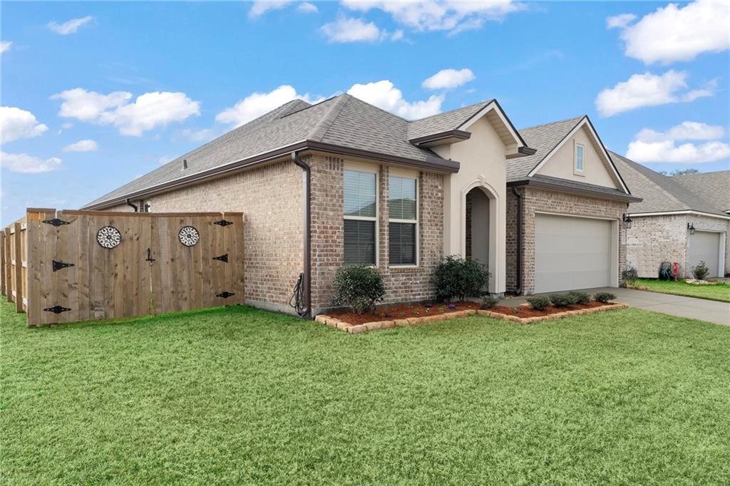 7413 1st Lake Drive Slidell, LA 70461 - Photo 2 of 18