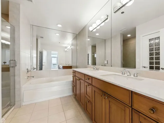 $5,500 | 1335 South Prairie Avenue, Unit 1706, Chicago, IL 60605