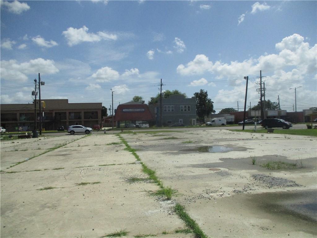 7910 Downman Road New Orleans, LA 70126 - Photo 2 of 9 Gallery Image 2