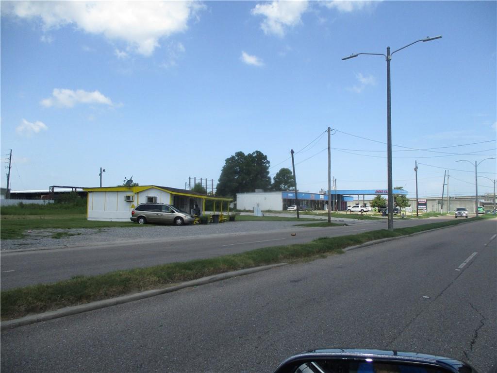 7910 Downman Road New Orleans, LA 70126 - Photo 6 of 9 Gallery Image 6