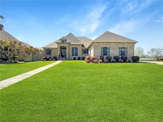 $2,350 | Undisclosed Address, Slidell, LA 70458