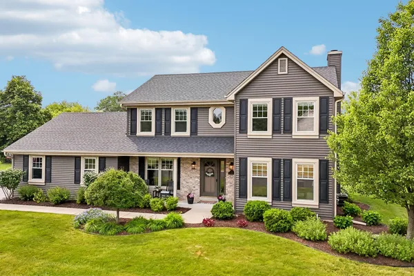 $619,900 | W138N6513 Manor Hills Boulevard, Menomonee Falls, WI 53051
