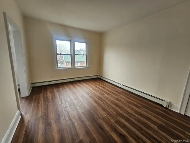 $2,000 | 2 Somerset Avenue, Unit 3, East Islip, NY 11730