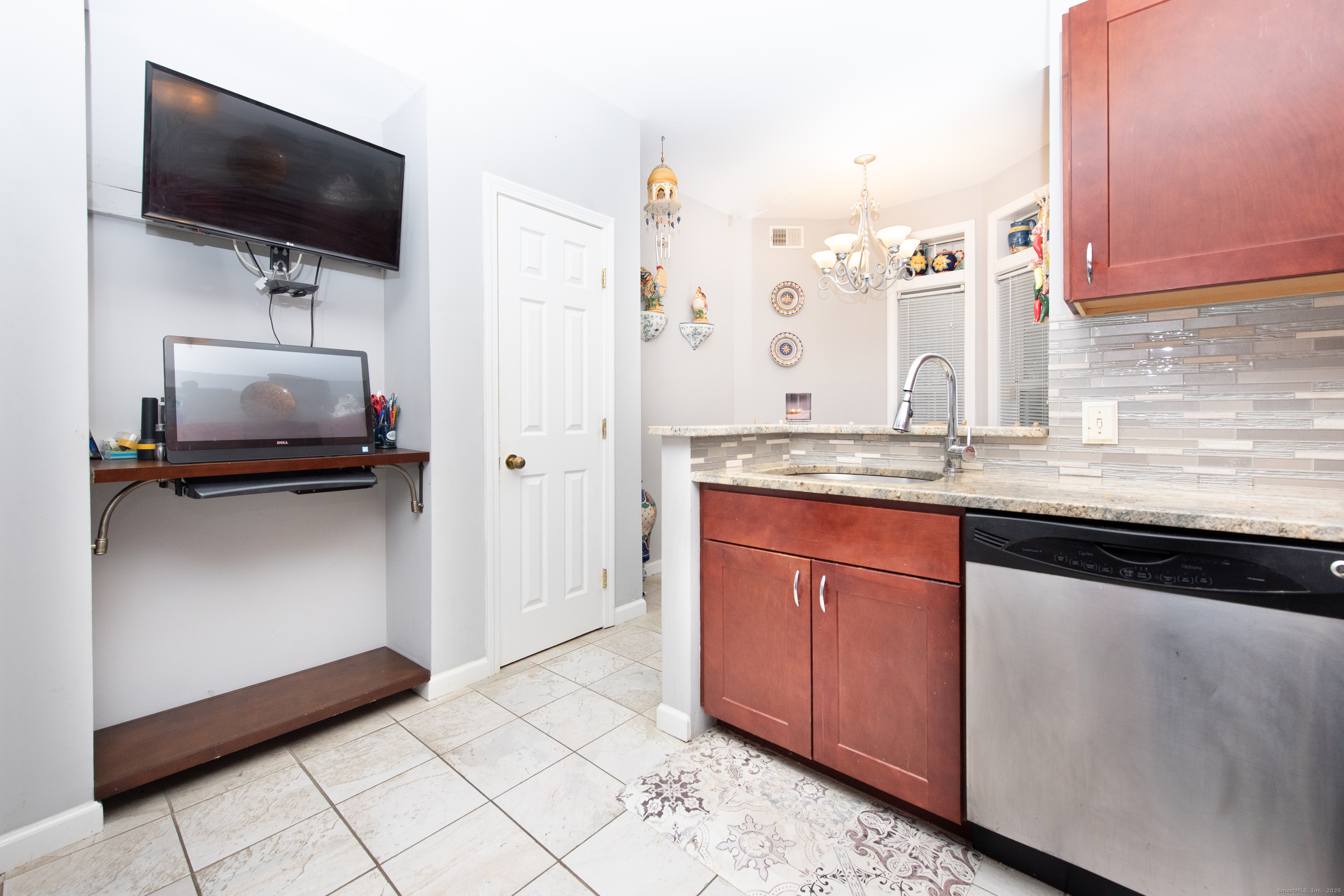 36 Rivendell Drive, Unit 36 Shelton, CT 06484 - Photo 11 of 30