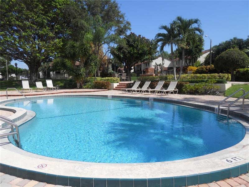 7200 Northwest 2nd Avenue, Unit 260 Boca Raton, FL 33487 - Photo 22 of 27 Sunflower pool