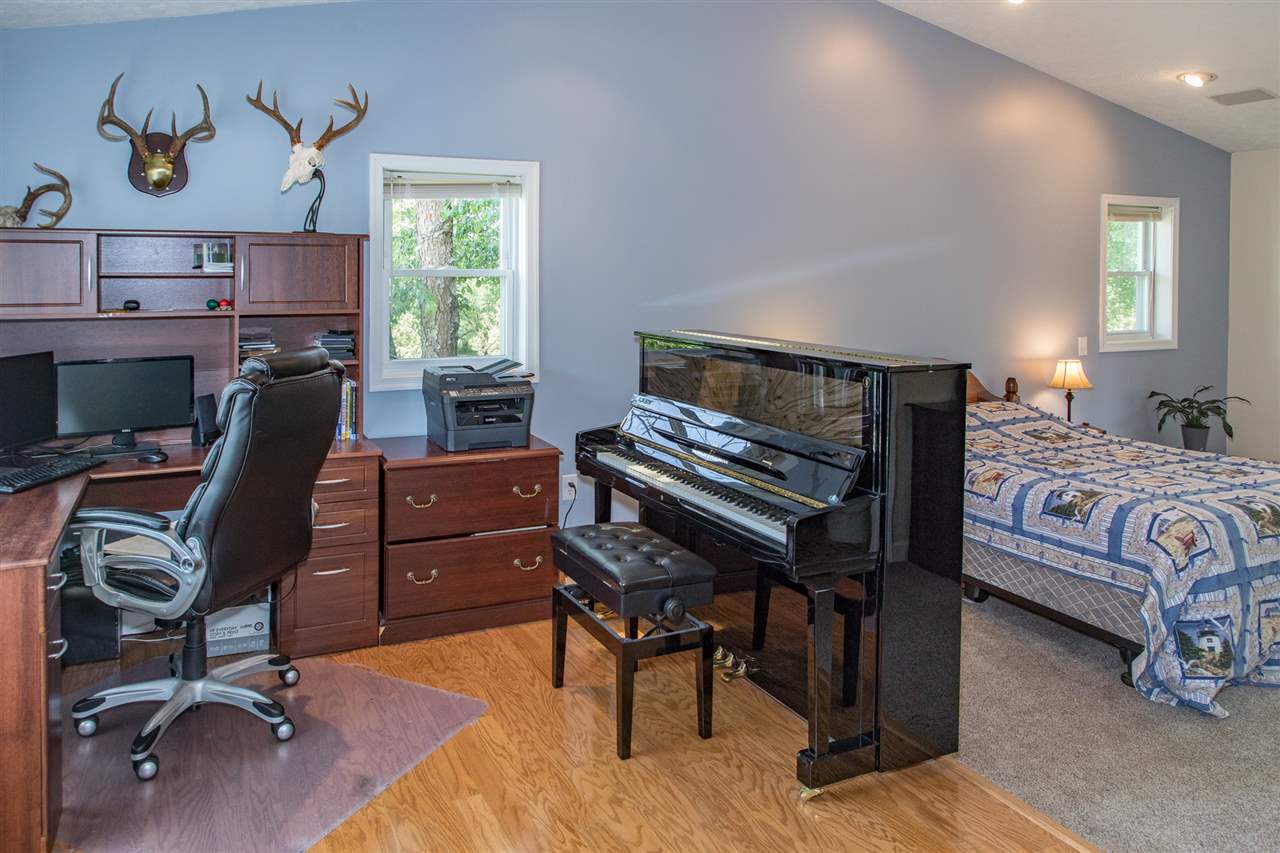 2888 Kerns Road Dayton, VA 22821 - Photo 44 of 49 a bedroom with a workspace