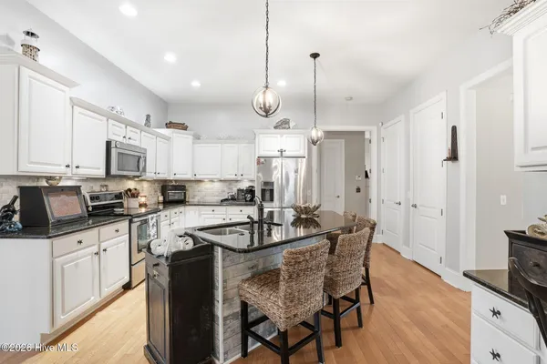 $550,000 | 473 Shiloh Lane Southeast, Bolivia, NC 28422