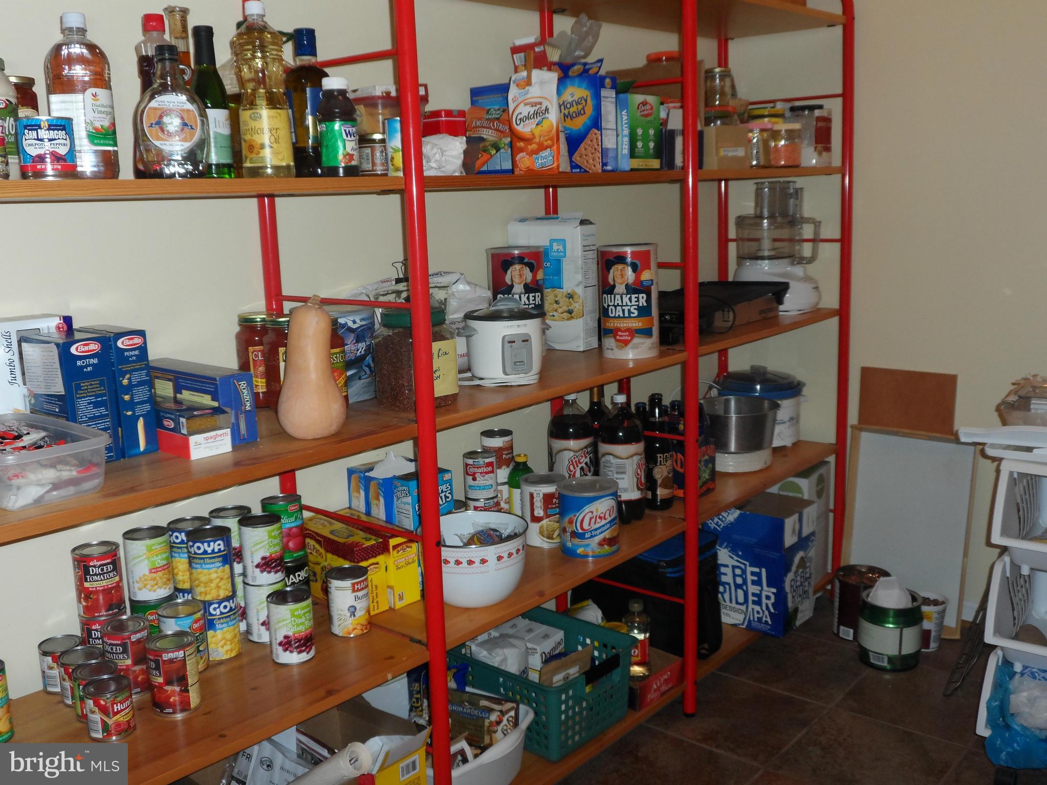 7244 Peppermill Road King George, VA 22485 - Photo 20 of 30 a room with lots of different colored cloths