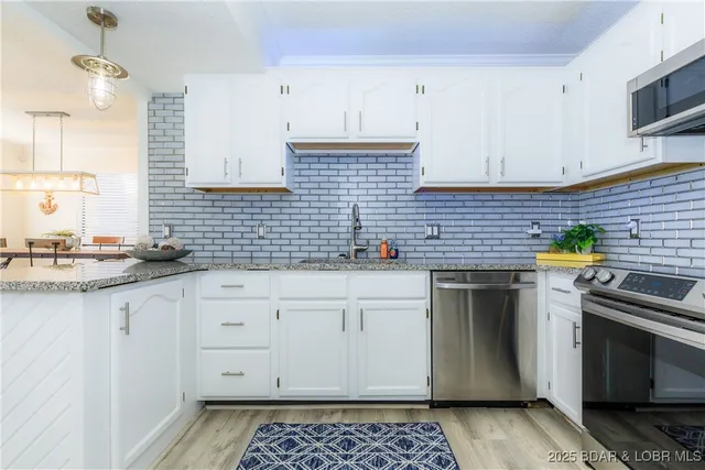 $540,000 | 11 Claw Drive, Camdenton, MO 65020