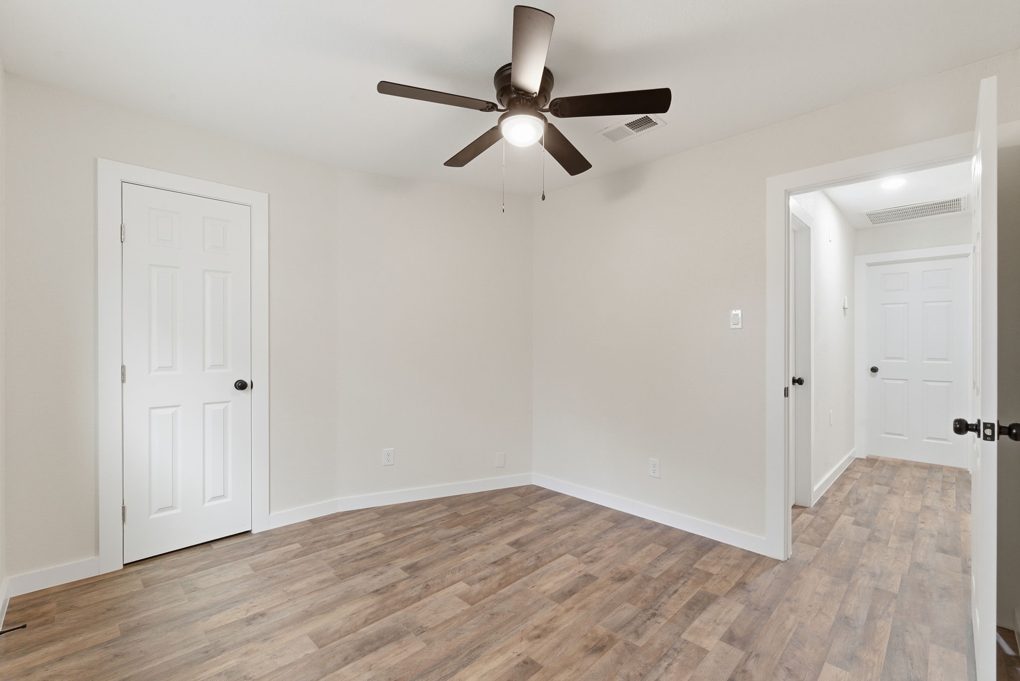 7534 Shaddock Drive Houston, TX 77041 - Photo 28 of 35