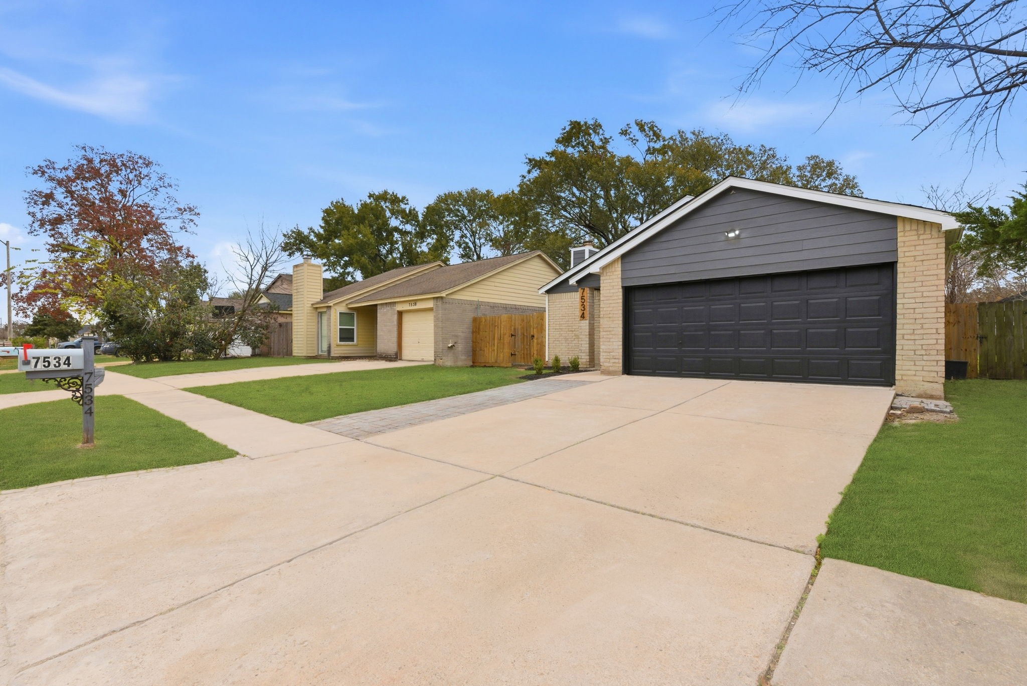 7534 Shaddock Drive Houston, TX 77041 - Photo 3 of 35