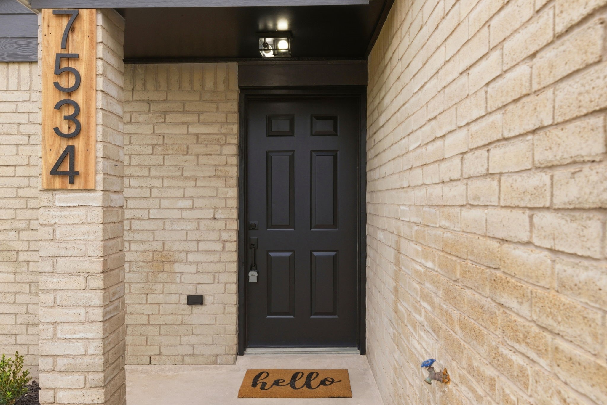 7534 Shaddock Drive Houston, TX 77041 - Photo 6 of 35