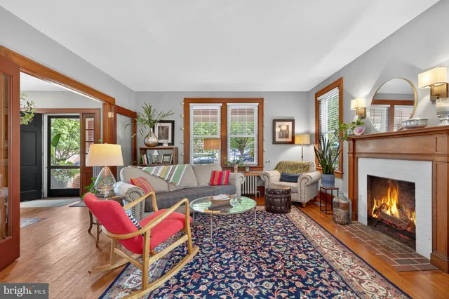 $2,500 | 420 West Cork Street, Winchester, VA 22601