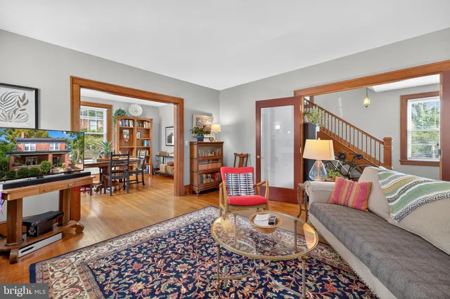 $2,500 | 420 West Cork Street, Winchester, VA 22601