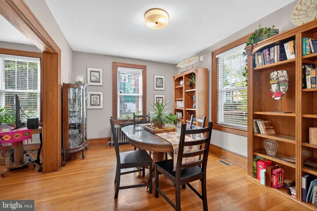 $2,500 | 420 West Cork Street, Winchester, VA 22601