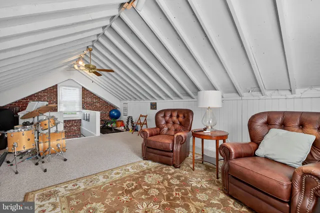 $2,500 | 420 West Cork Street, Winchester, VA 22601