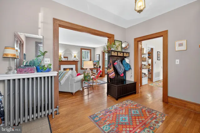 $2,500 | 420 West Cork Street, Winchester, VA 22601