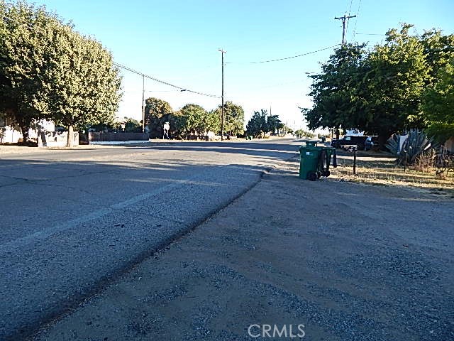 818 South Tehama Street Willows, CA 95988 - Photo 12 of 12 a view of street with houses
