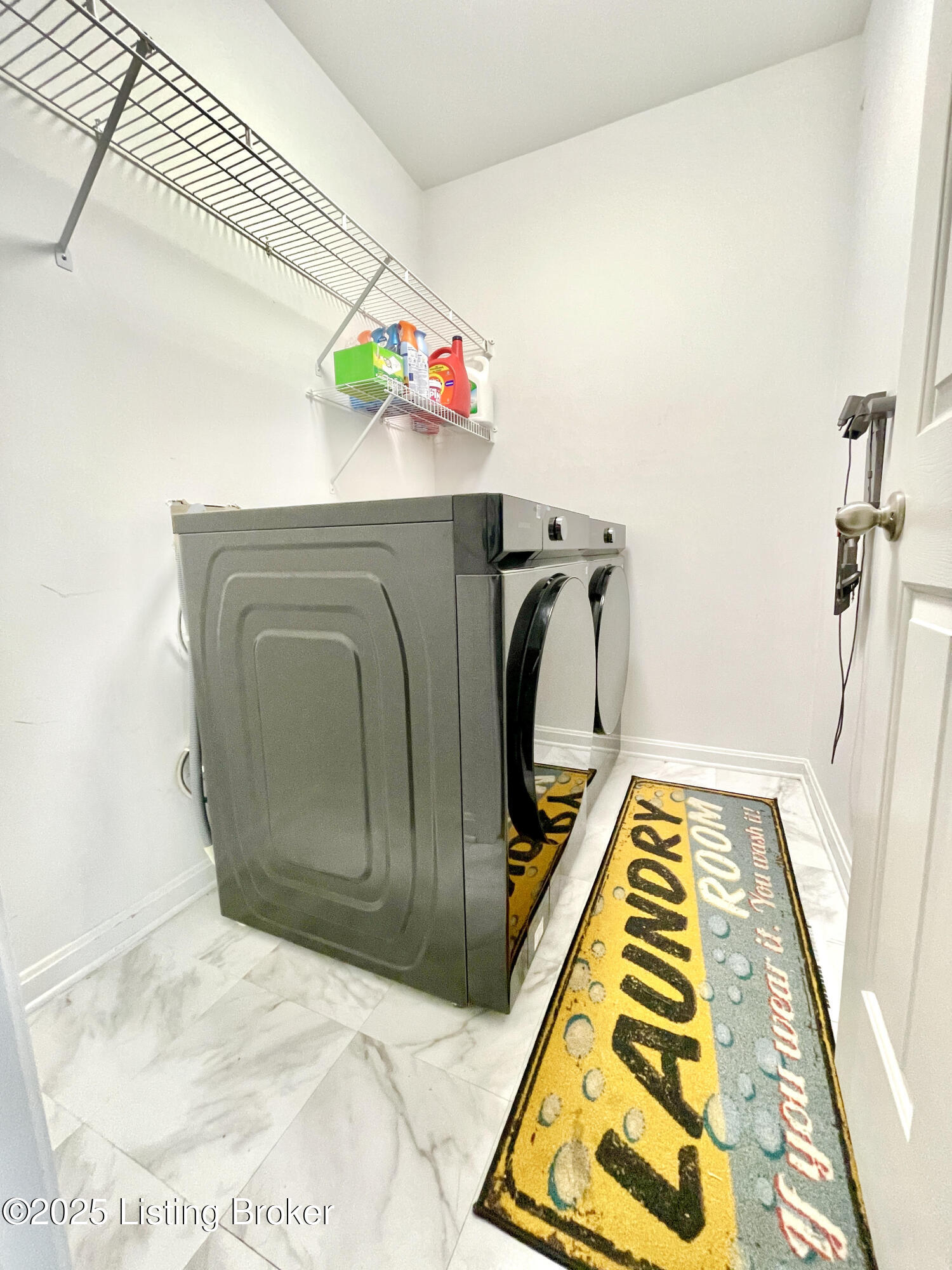 1219 Williams Ridge Road Louisville, KY 40243 - Photo 22 of 54 Laundry1