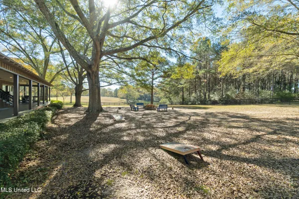 $949,500 | 5844 North Williamsburg Road, Bassfield, MS 39421