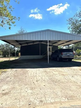 a view of entryway with a front door