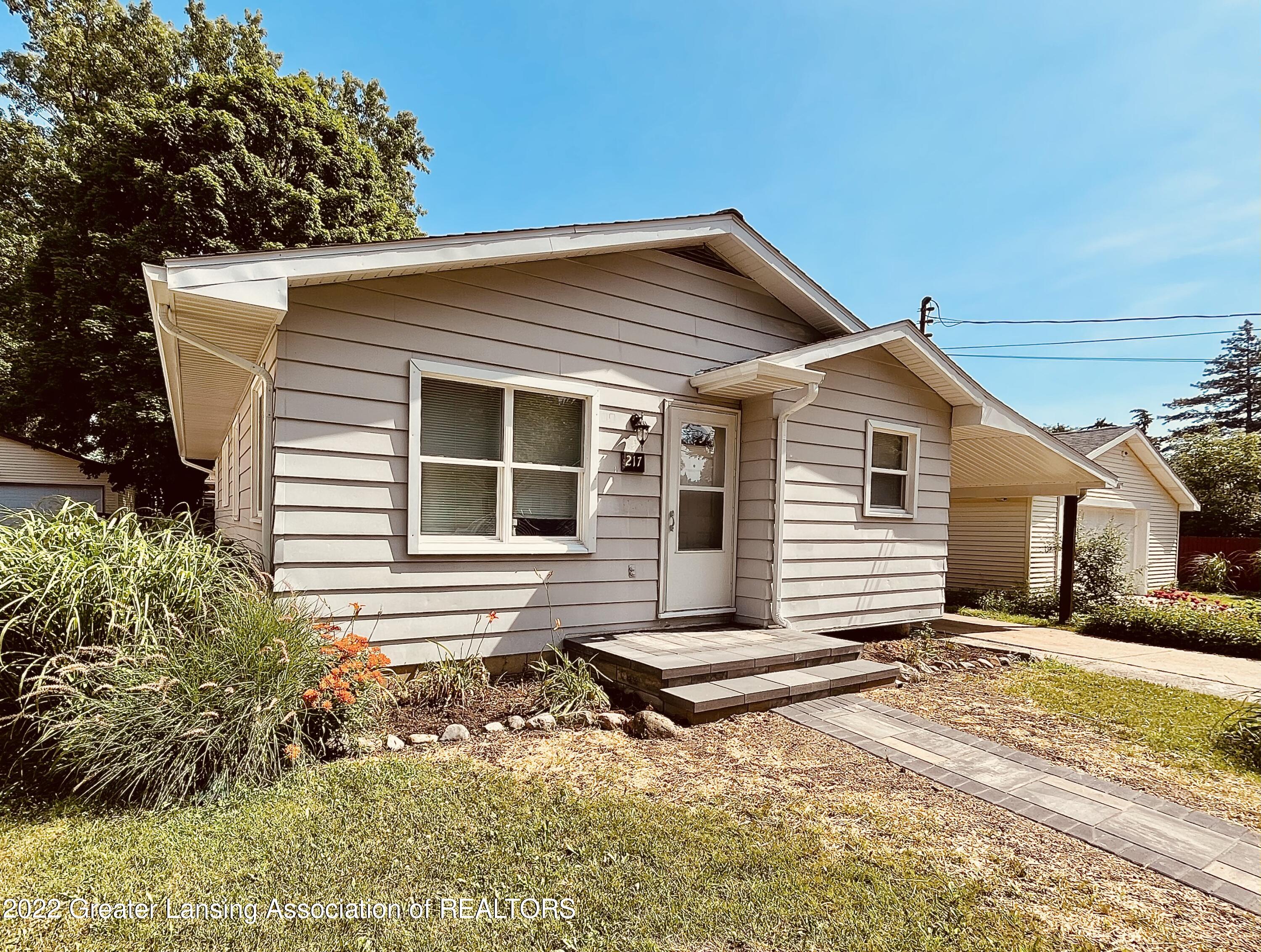 217 Rita Street Lansing, MI 48910 - Photo 1 of 42 1