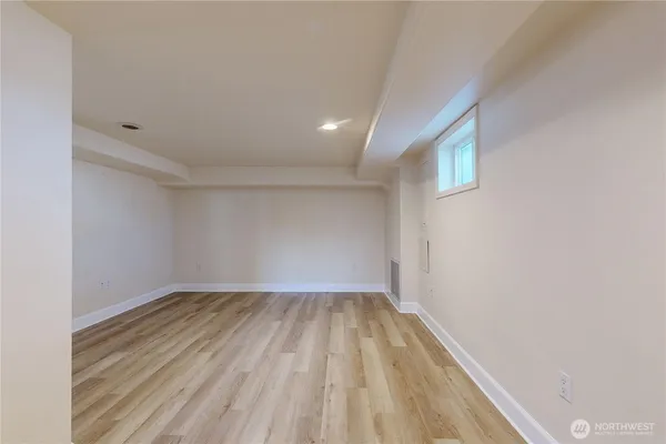 $329,900 | 405 Southeast 8th Street, College Place, WA 99324