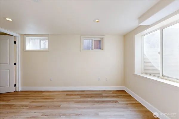 $329,900 | 405 Southeast 8th Street, College Place, WA 99324