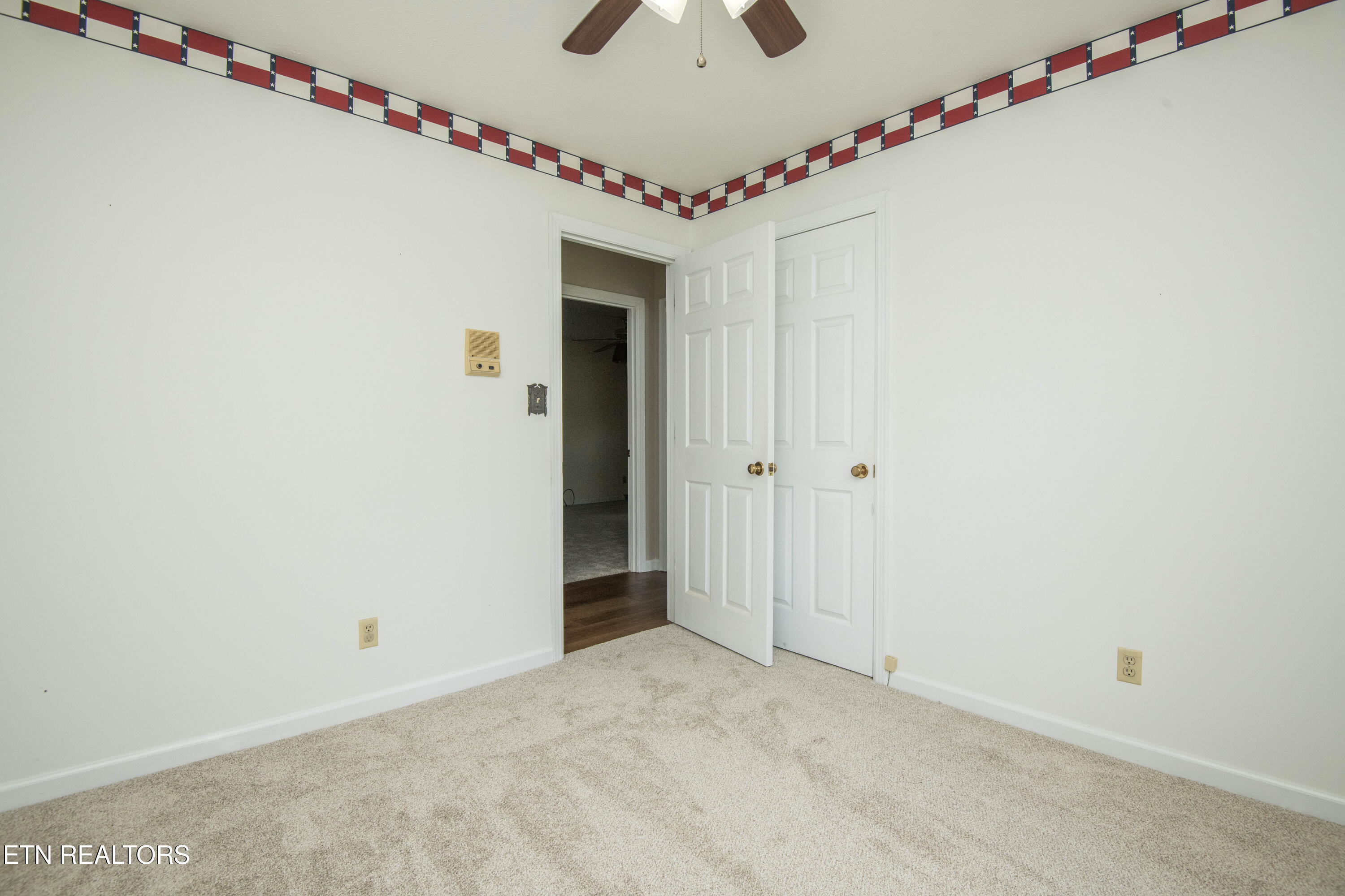 603 Riverbend Road Clinton, TN 37716 - Photo 31 of 60 second bed 1