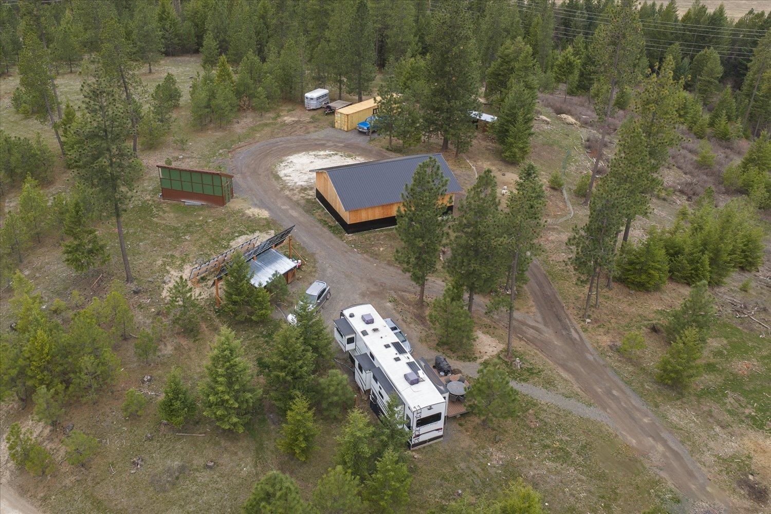 3977B Gardenspot Road Loon Lake, WA 99148 - Photo 27 of 43 Gallery Image 27