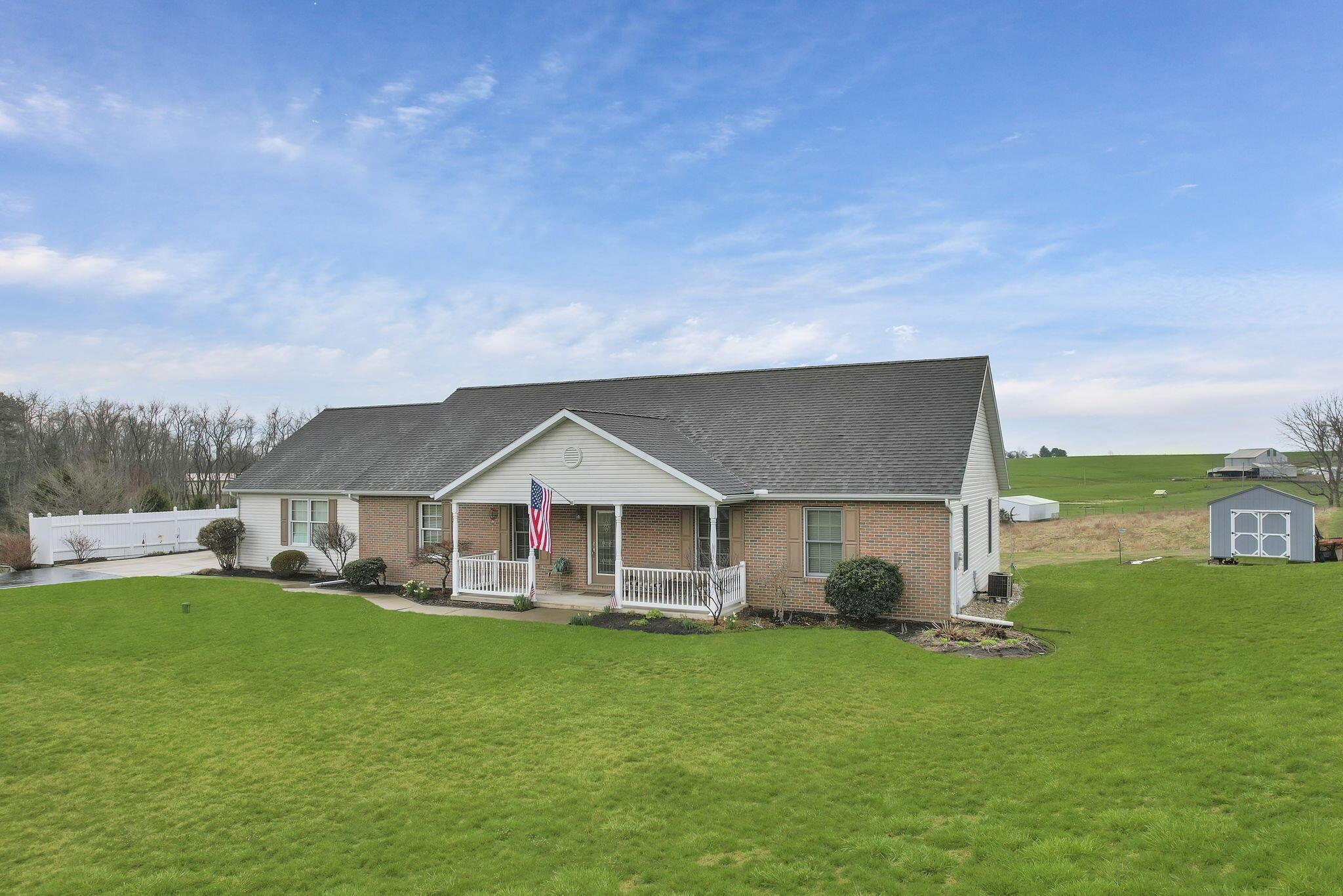 345 Lake Road Northeast Lancaster, OH 43130 - Photo 65 of 74 65-web-or-mls-DJI_0168