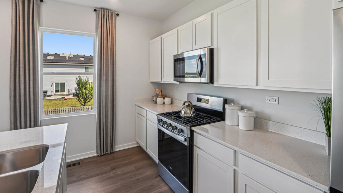 6702 Buchanan Circle Plainfield, IL 60586 - Photo 4 of 29