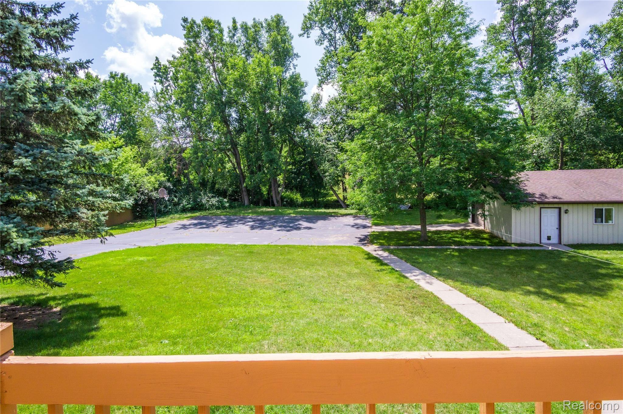 7336 East Baldwin Road Grand Blanc, MI 48439 - Photo 34 of 43 Exteriors (15 of 25).jpg