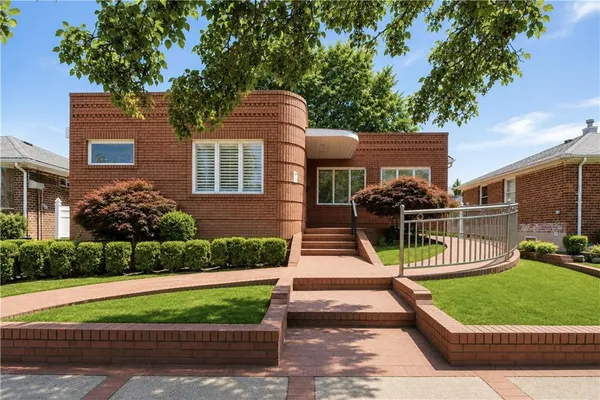 $1,149,000 | 2154 East 63rd Street | Mill Basin