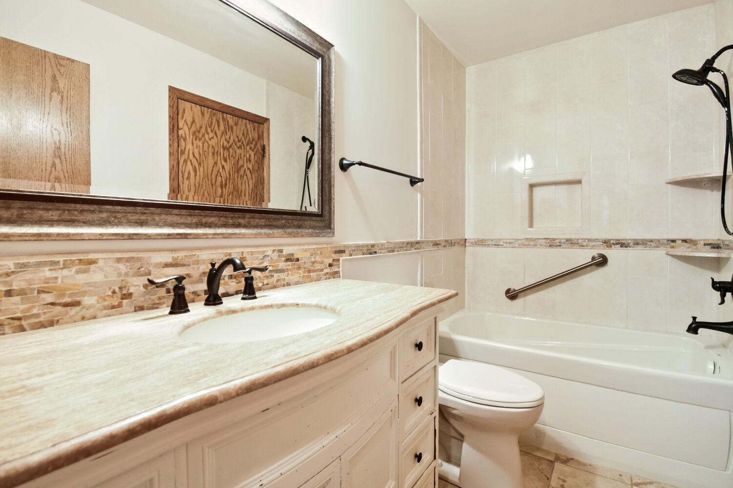4075 Valentine Crest Road Arden Hills, MN 55112 - Photo 17 of 21 Gallery Image 17