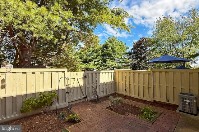 $519,950 | 3827 Keller Avenue, Alexandria, VA 22302