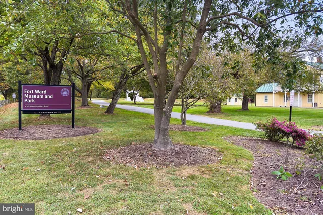 $519,950 | 3827 Keller Avenue, Alexandria, VA 22302