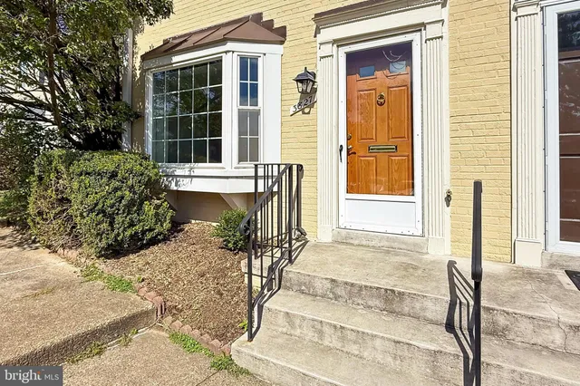 $519,950 | 3827 Keller Avenue, Alexandria, VA 22302