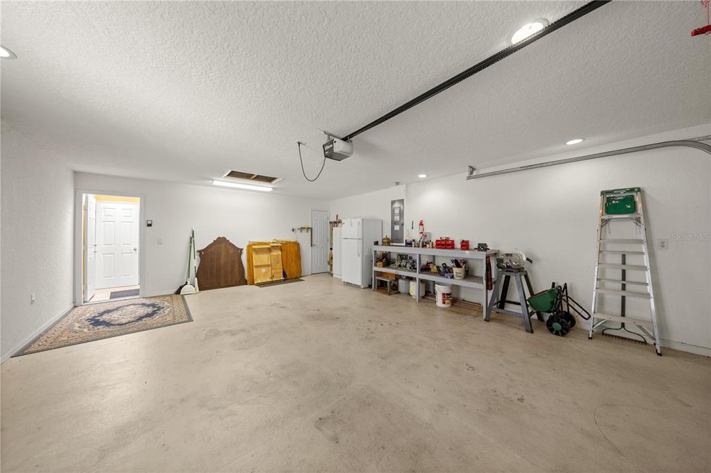 13421 Southeast 92nd Court Road Summerfield, FL 34491 - Photo 21 of 59 a view of a room with gym equipment