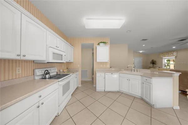 $1,900 | 13421 Southeast 92nd Court Road, Summerfield, FL 34491