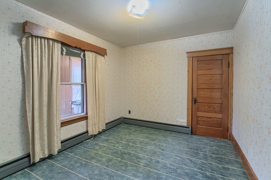 43 Allen Street Gardner, MA 01440 - Photo 20 of 24